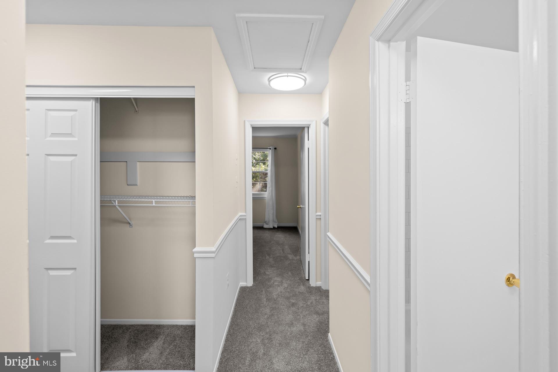 SNOWDEN OAKS - Residential