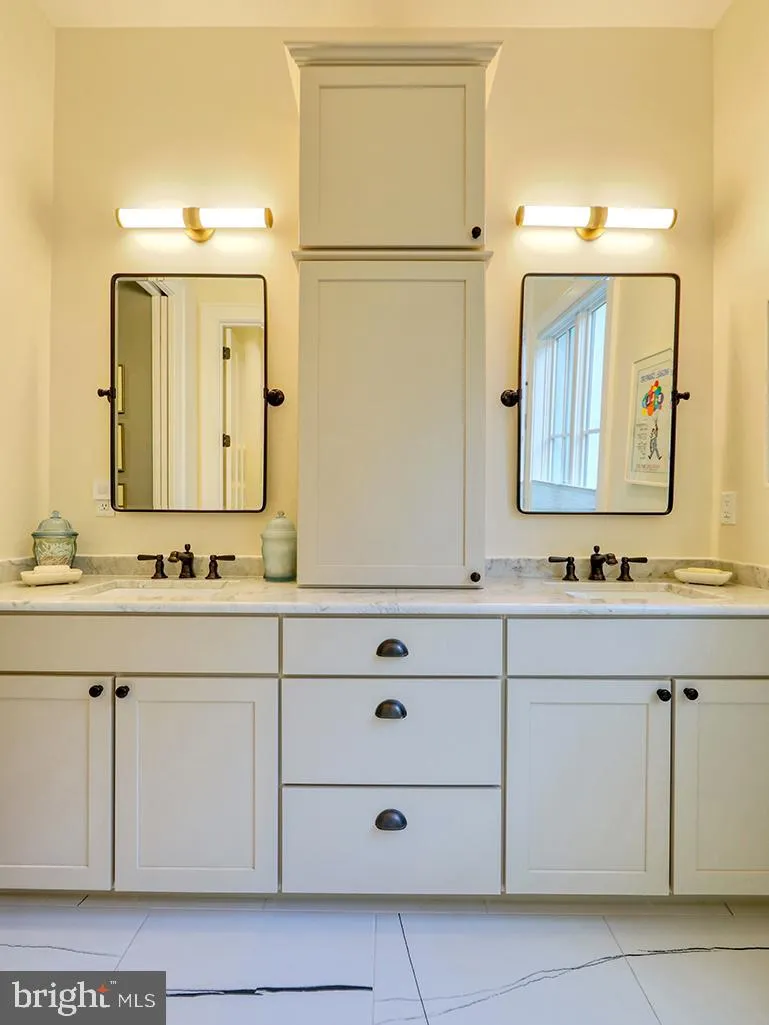 Lewes, Delaware 19958, United States, 5 Bedrooms Bedrooms, ,6 BathroomsBathrooms,Residential,Coming Soon,169272