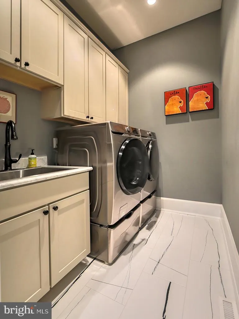 Lewes, Delaware 19958, United States, 5 Bedrooms Bedrooms, ,6 BathroomsBathrooms,Residential,Coming Soon,169272