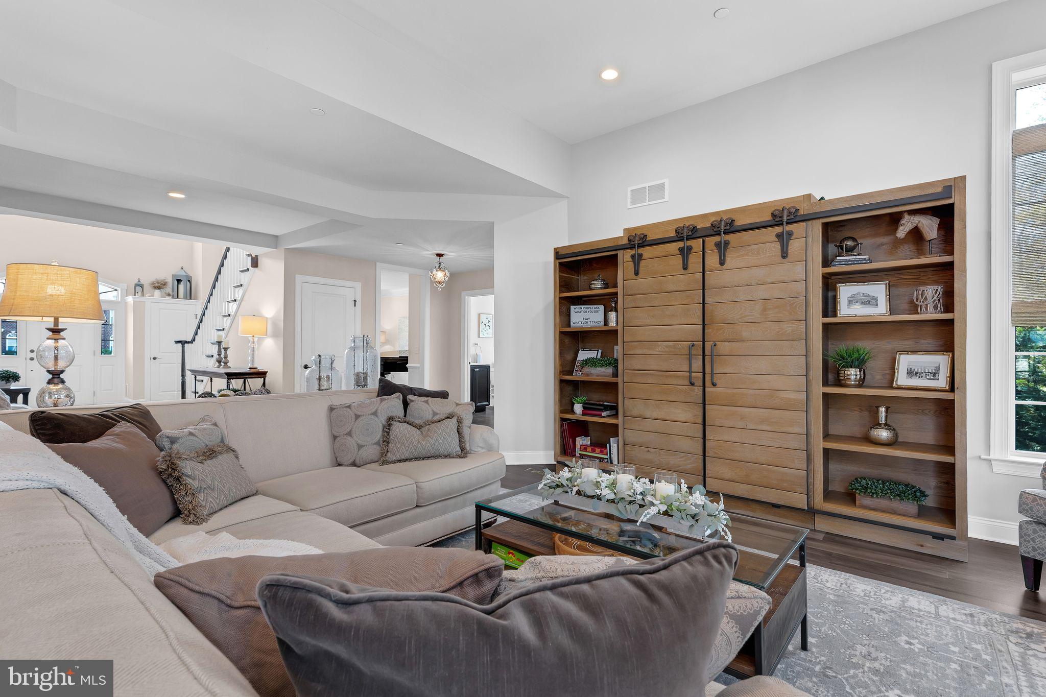 NEW BRITAIN WOODS - Residential