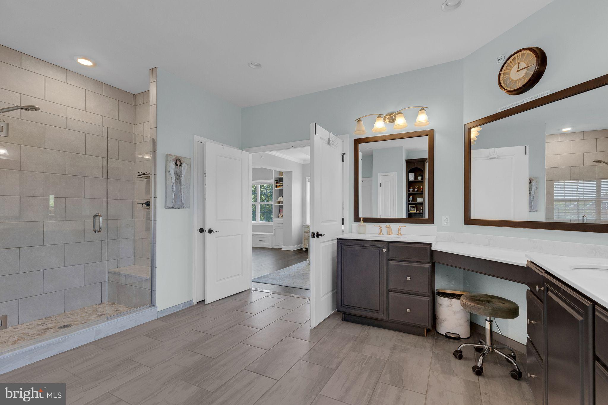 NEW BRITAIN WOODS - Residential