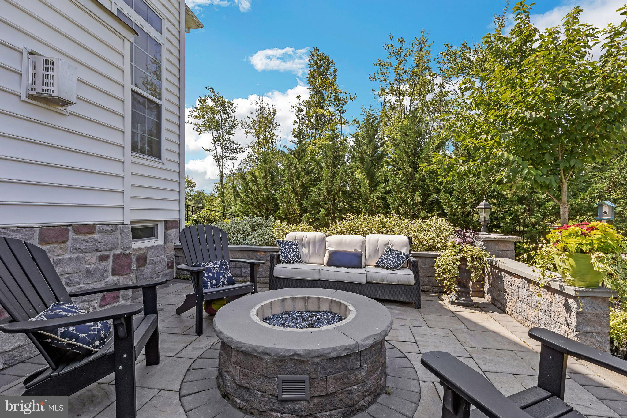 NEW BRITAIN WOODS - Residential