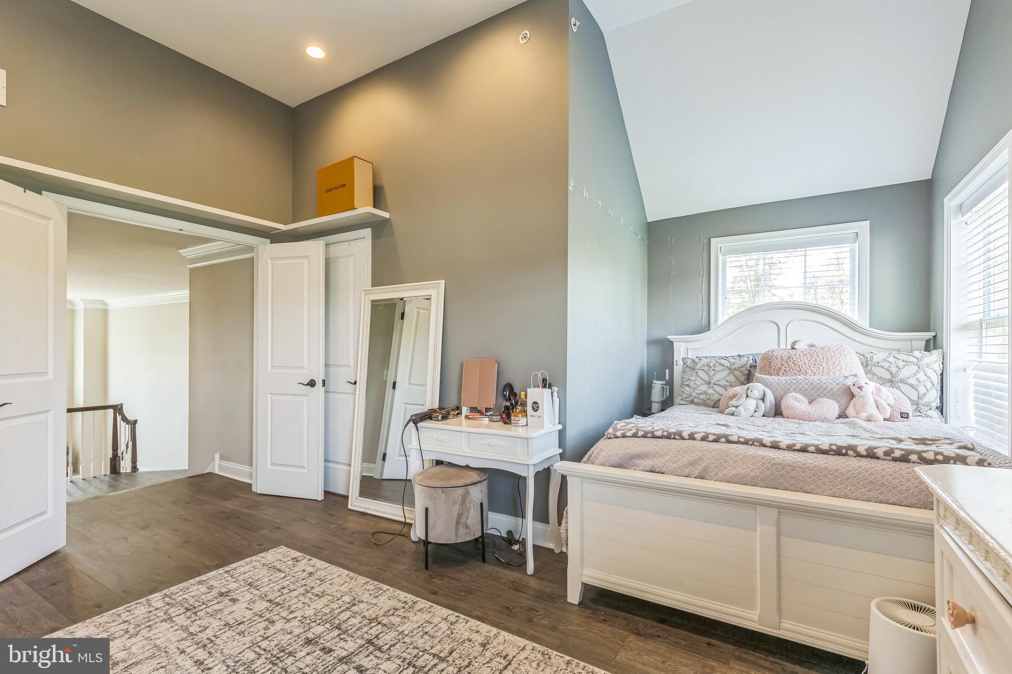 NEW BRITAIN WOODS - Residential