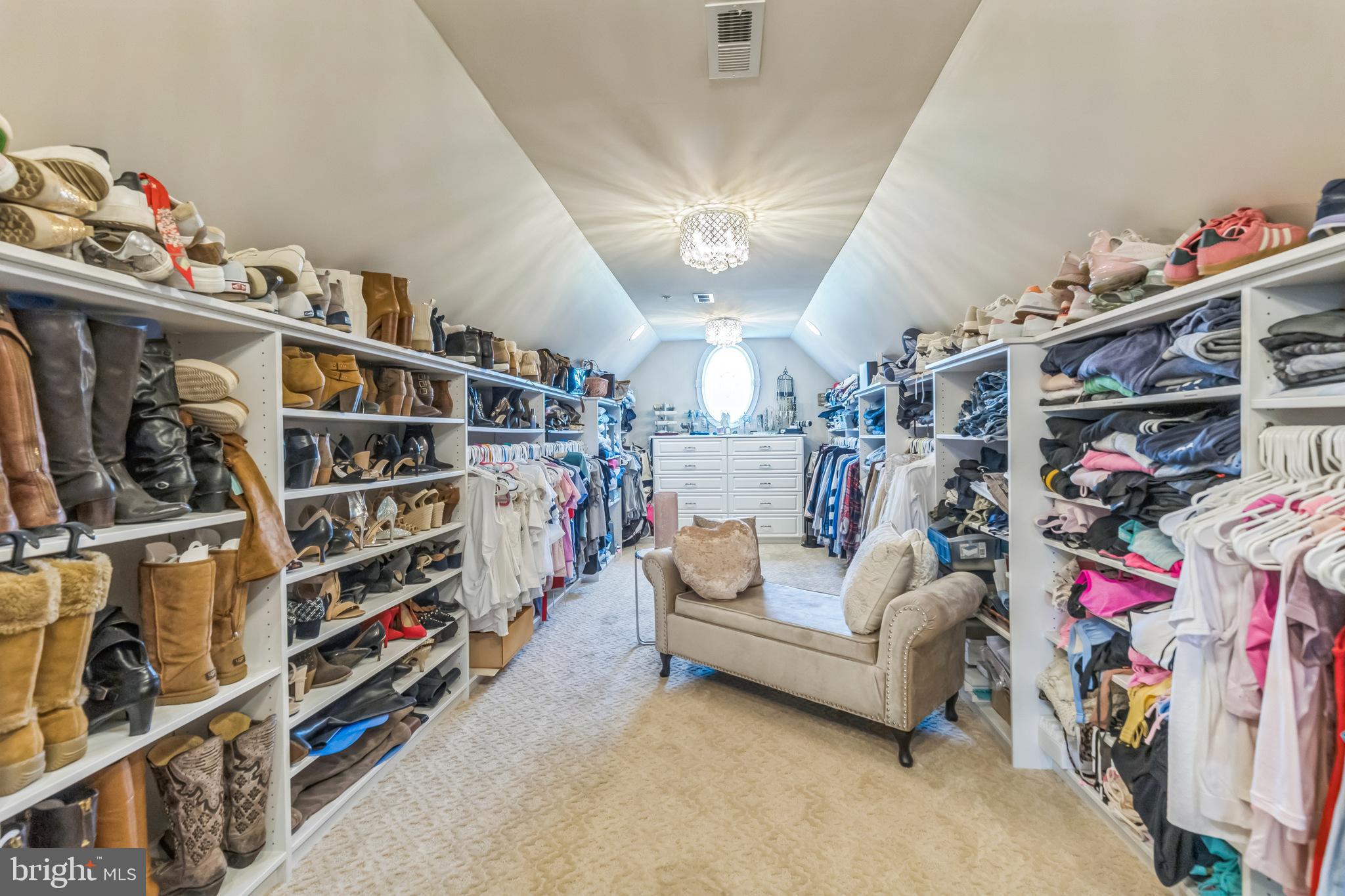 NEW BRITAIN WOODS - Residential