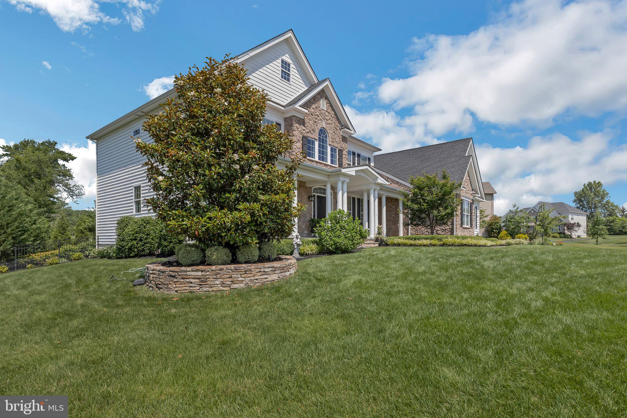 NEW BRITAIN WOODS - Residential