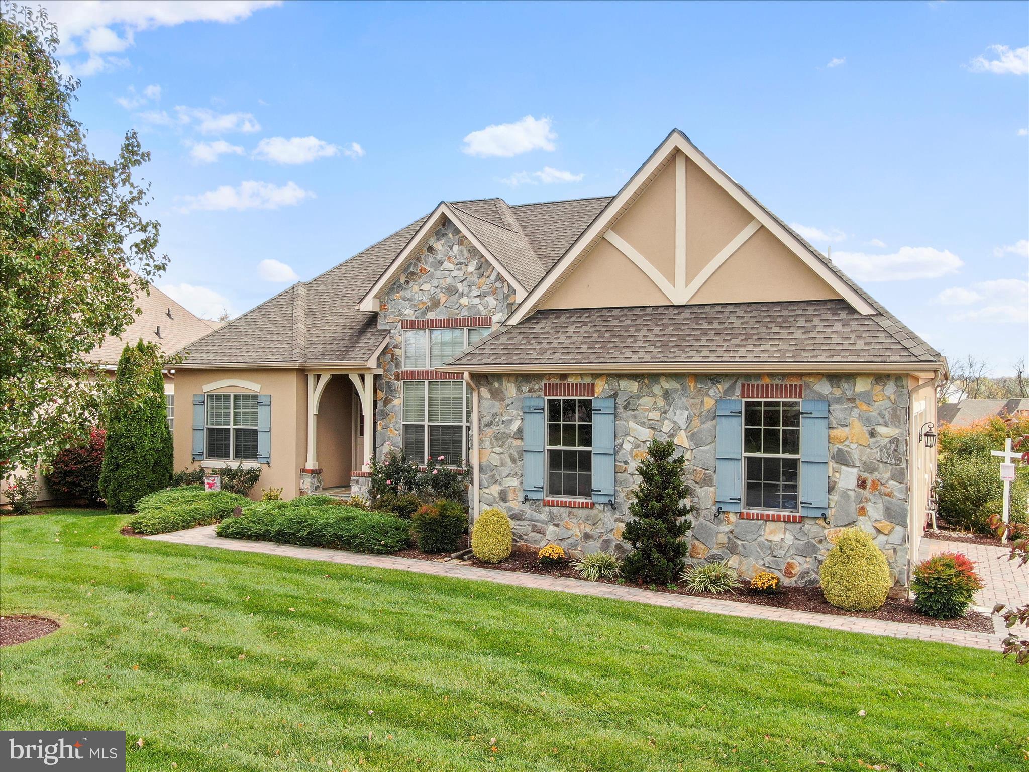 GARRISON FALLS THE LINKS - Residential