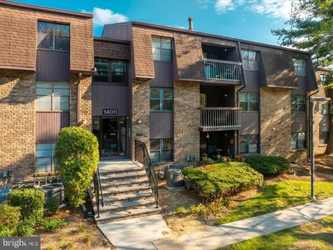 1421 Country Mill Drive, East Windsor, NJ MLS: NJME2065536