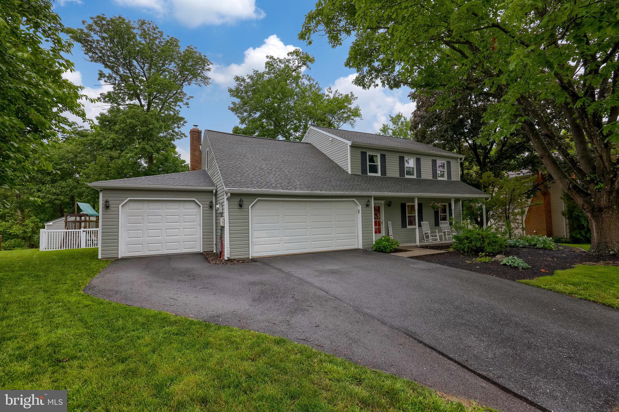 108 WOODRIDGE DRIVE