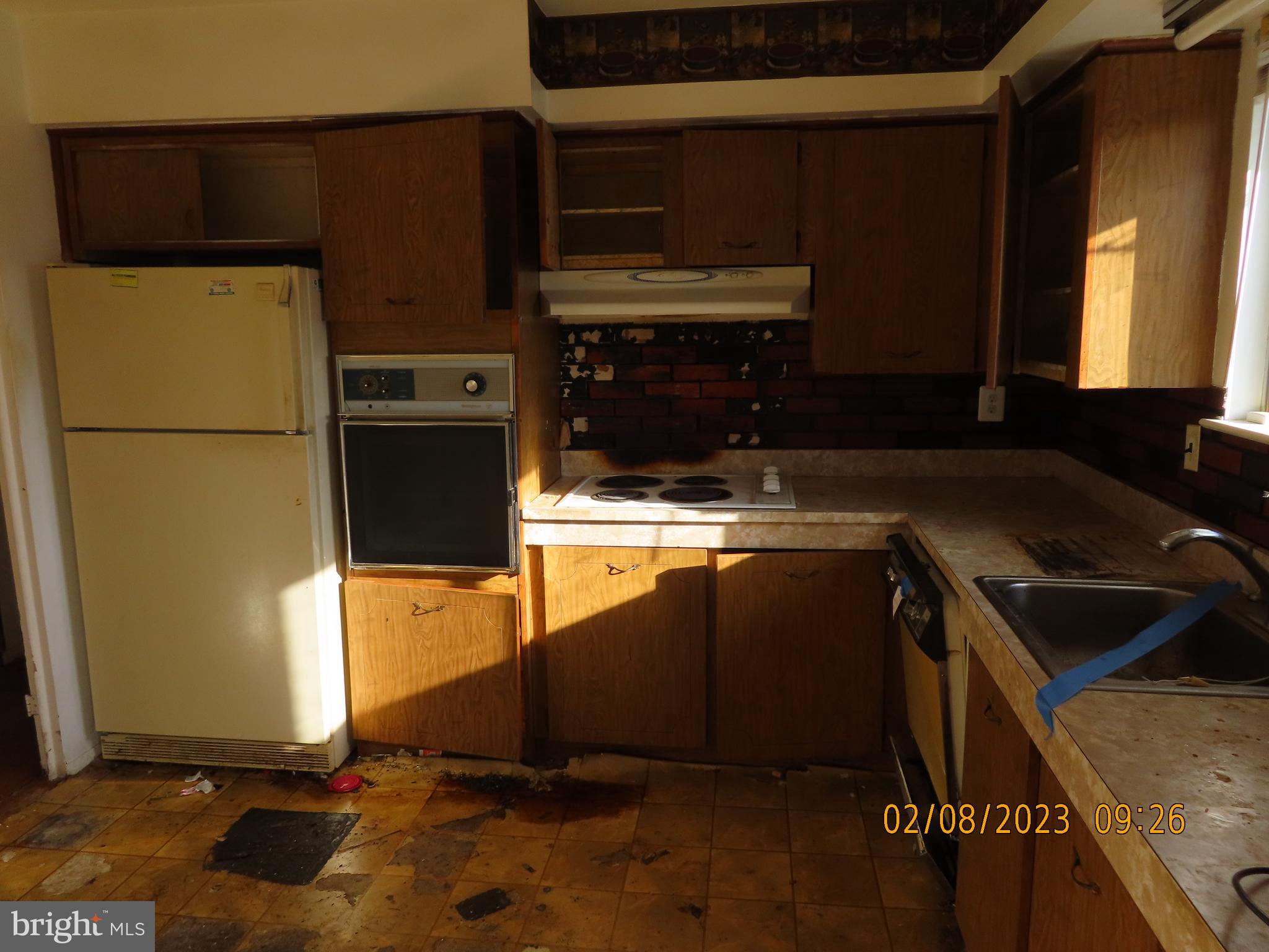 IMPERIAL GARDENS - Residential