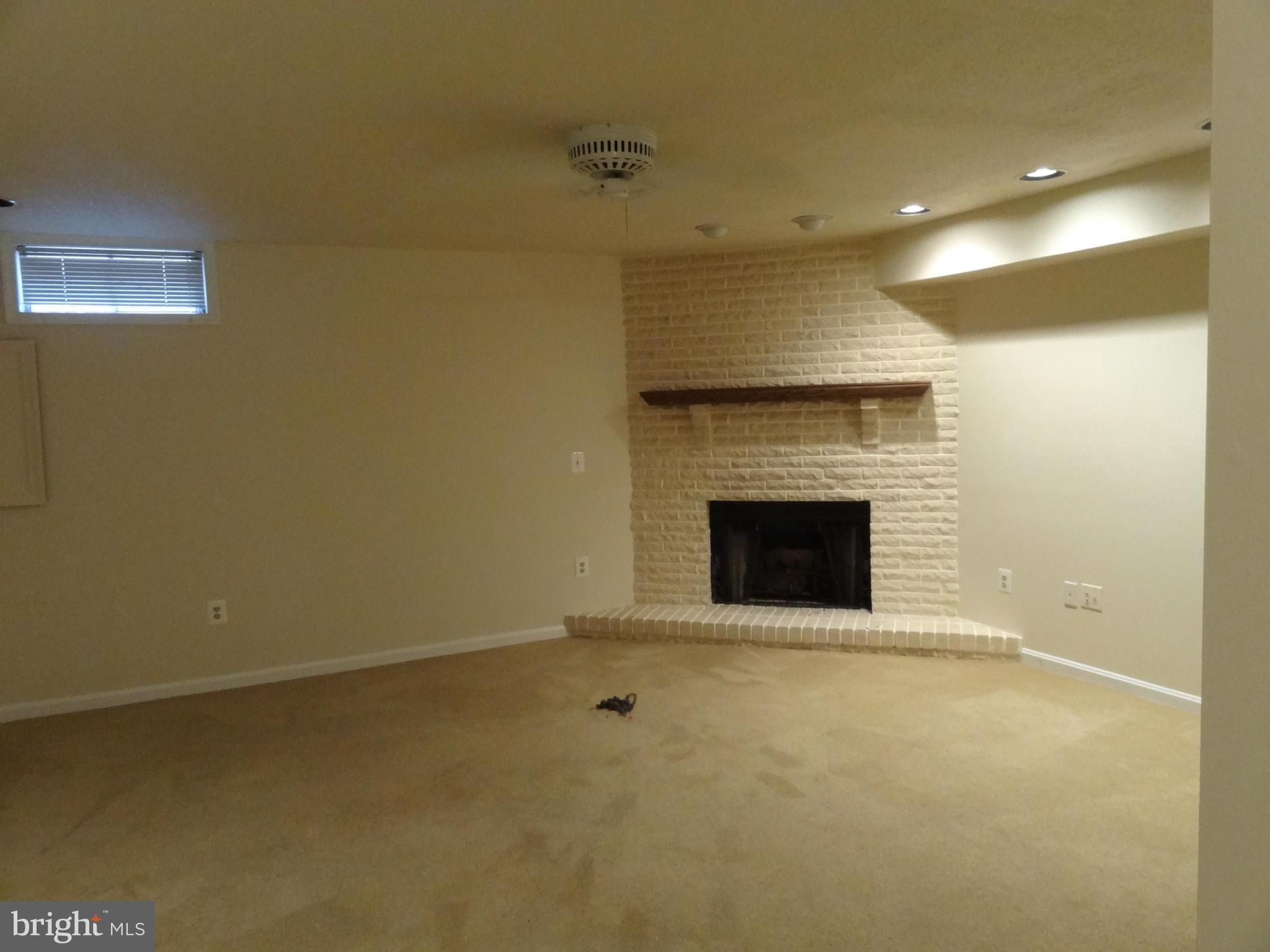 PENDERBROOK - Residential Lease