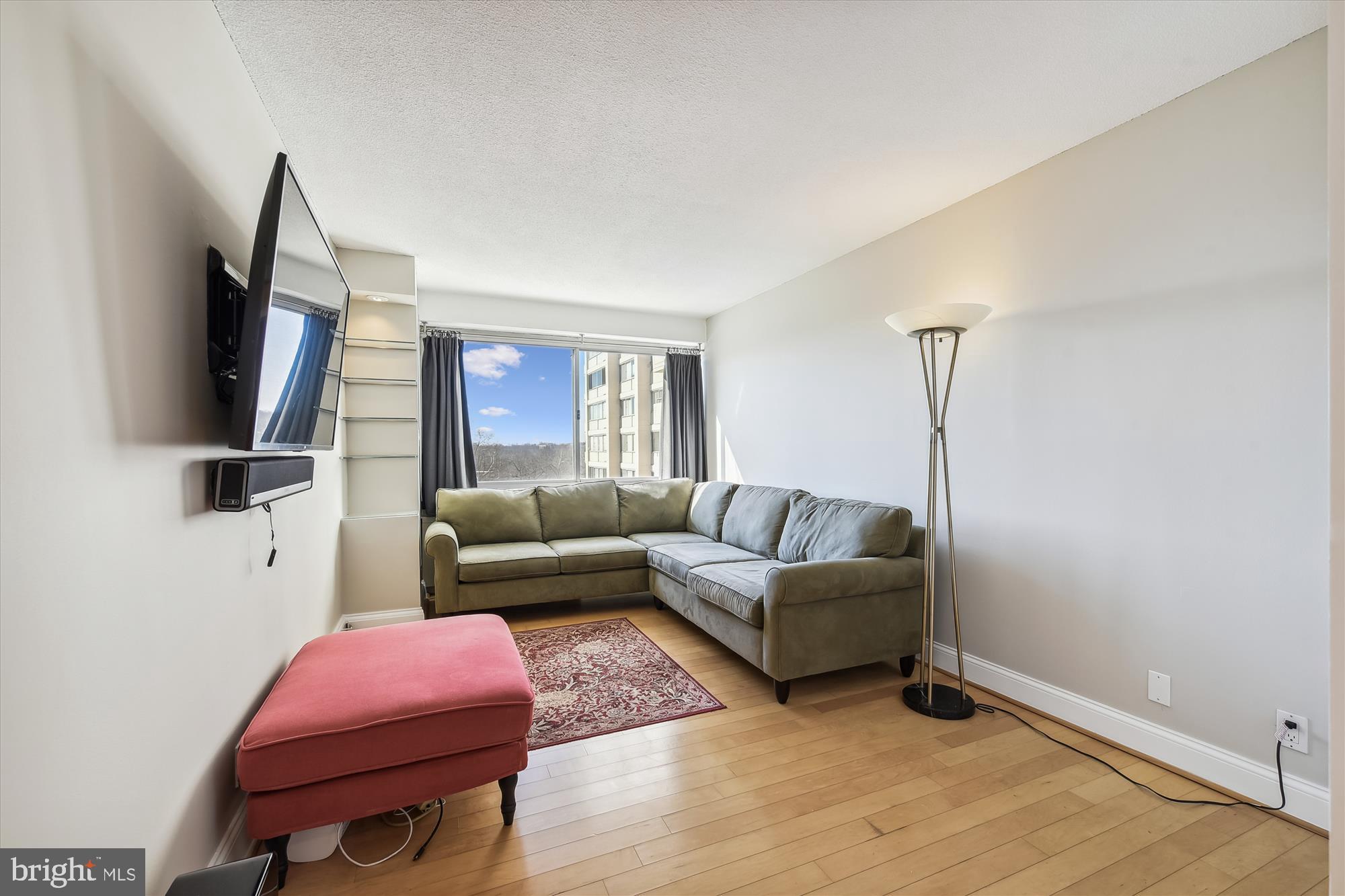 WILLOUGHBY OF CHEVY CHASE - Residential Lease