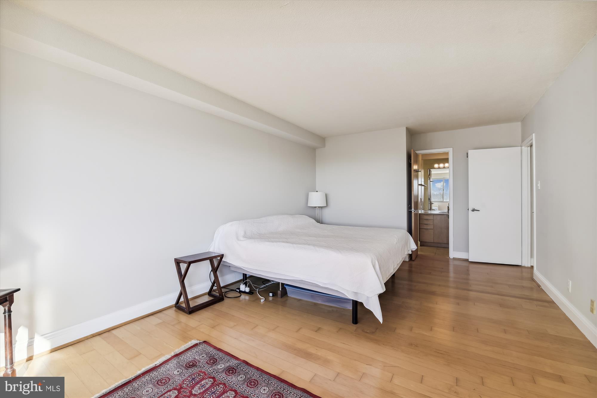 WILLOUGHBY OF CHEVY CHASE - Residential Lease
