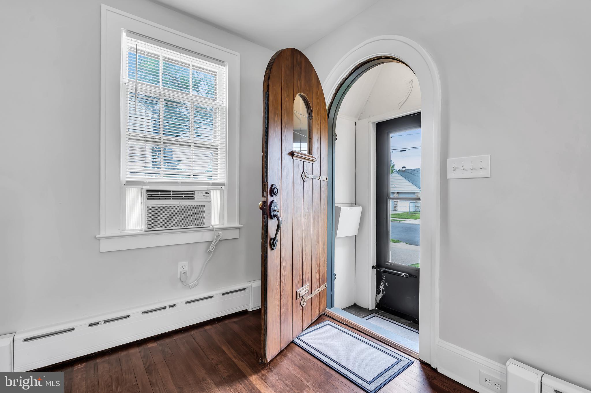 Property Search 445 VANNEST