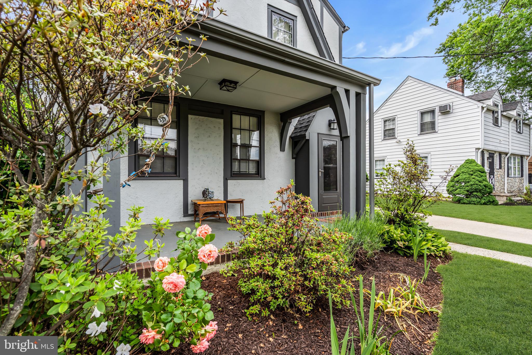 Property Search 445 VANNEST