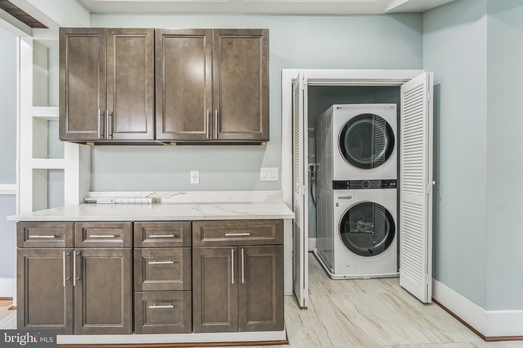 FRANKLINTOWN ROAD - Residential