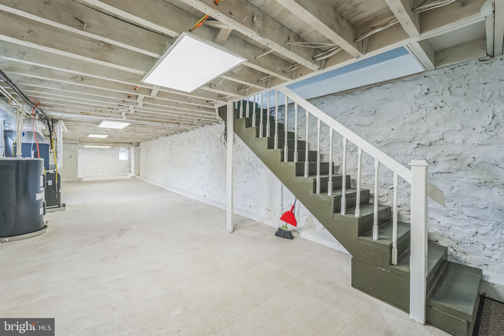 FRANKLINTOWN ROAD - Residential