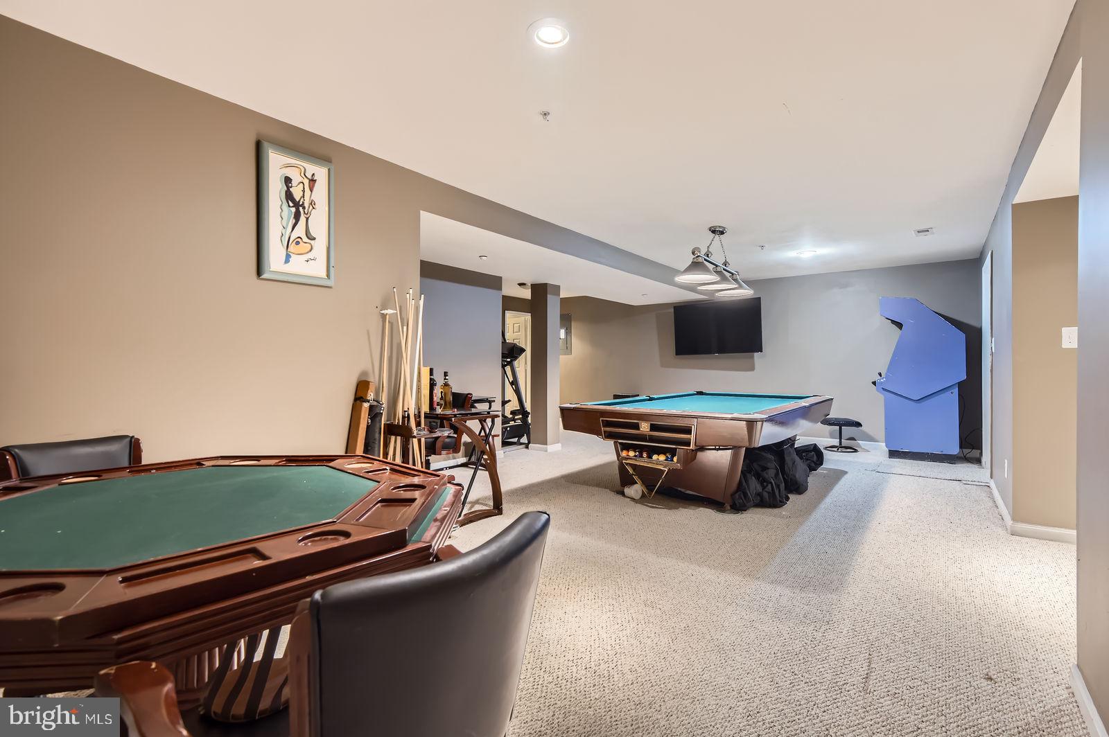 ROGERS FORD - Residential