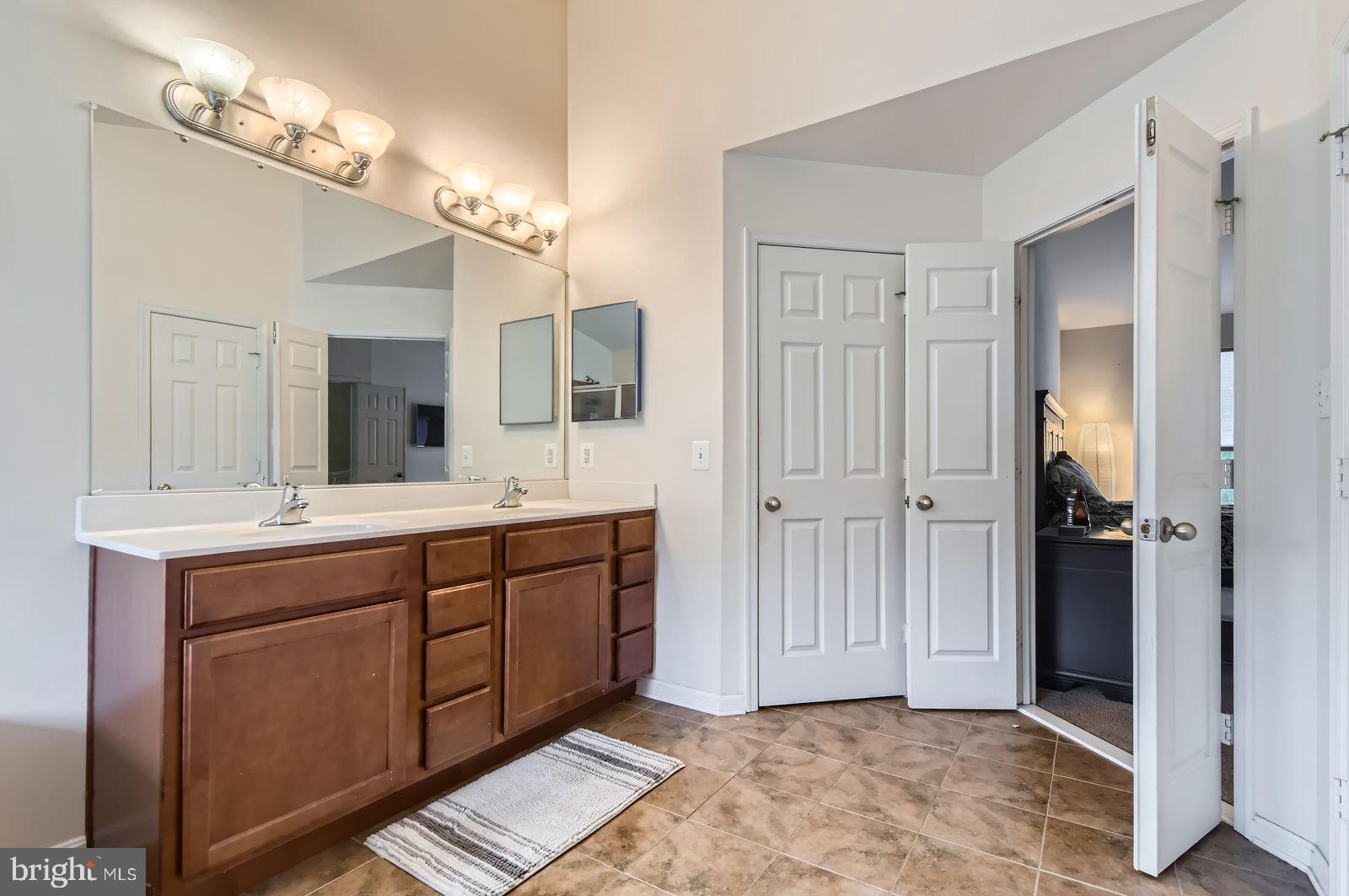 ROGERS FORD - Residential