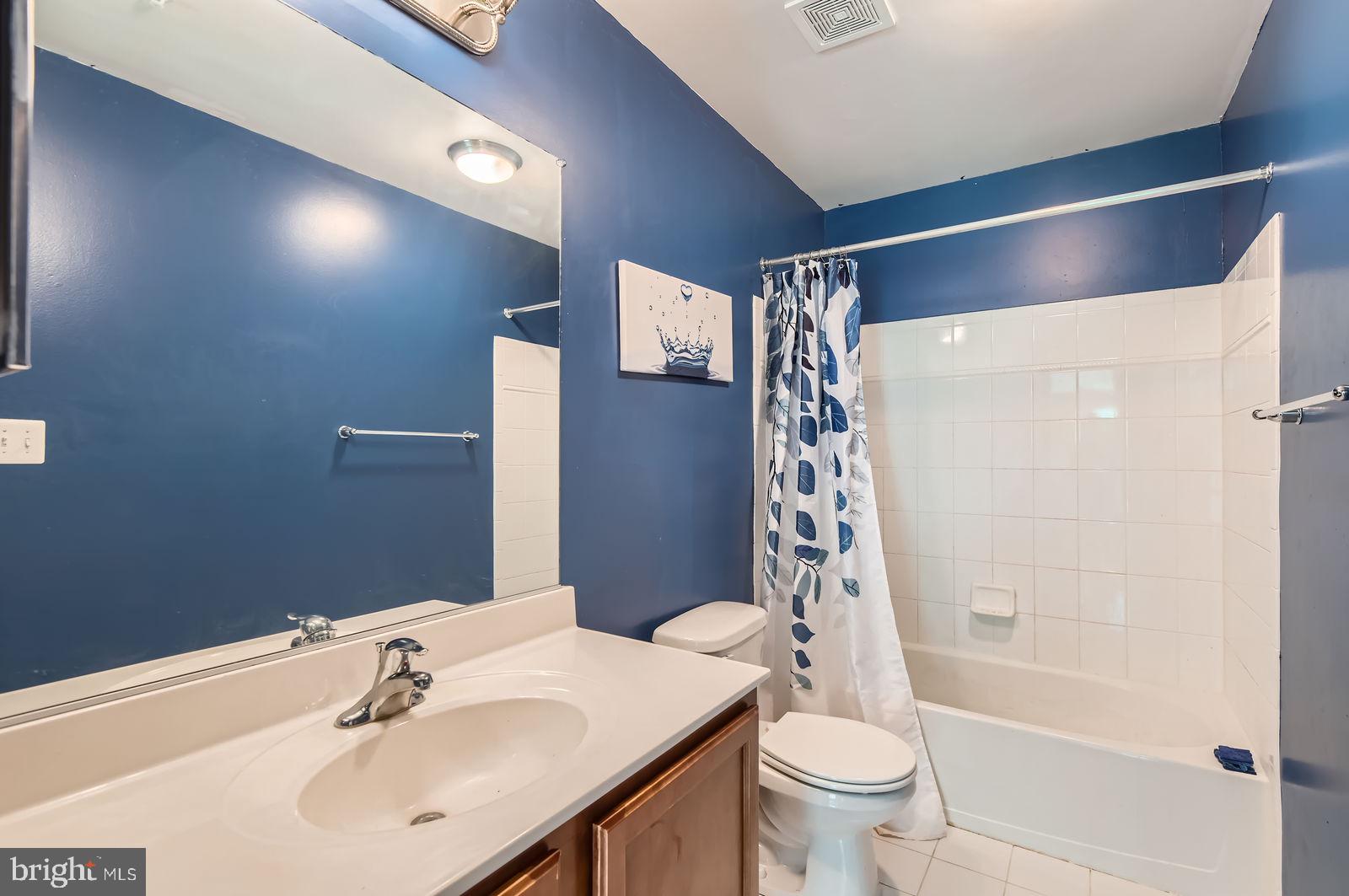 ROGERS FORD - Residential