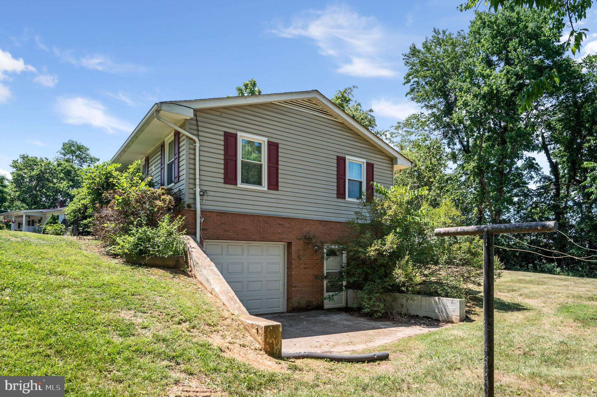 WARREN PARK - Residential