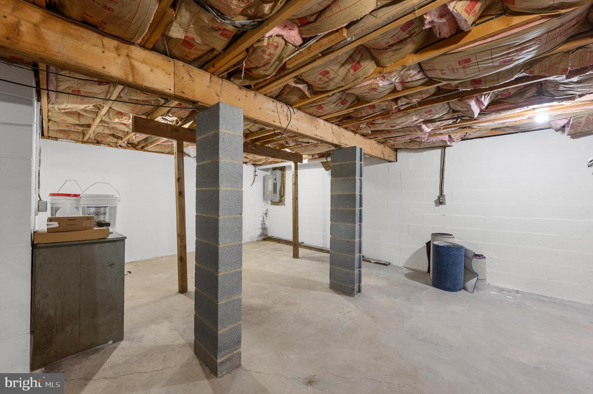 WARREN PARK - Residential