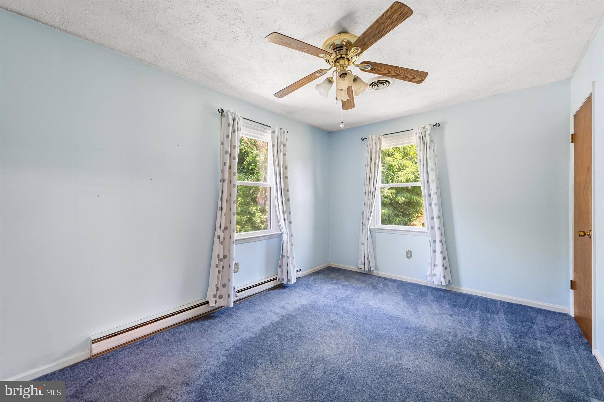 WARREN PARK - Residential