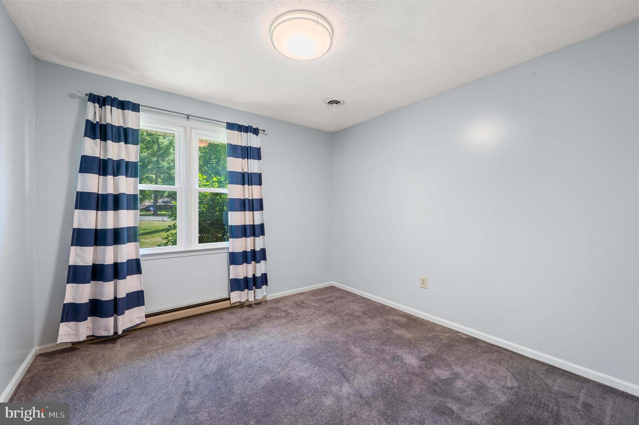 WARREN PARK - Residential