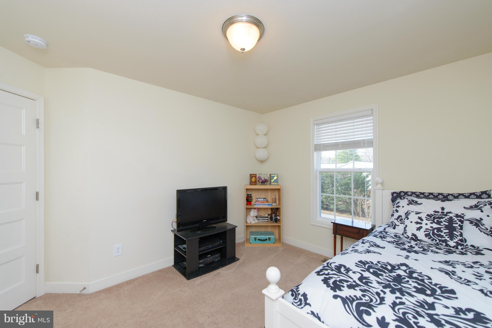 MAGOTHY PARK - Residential