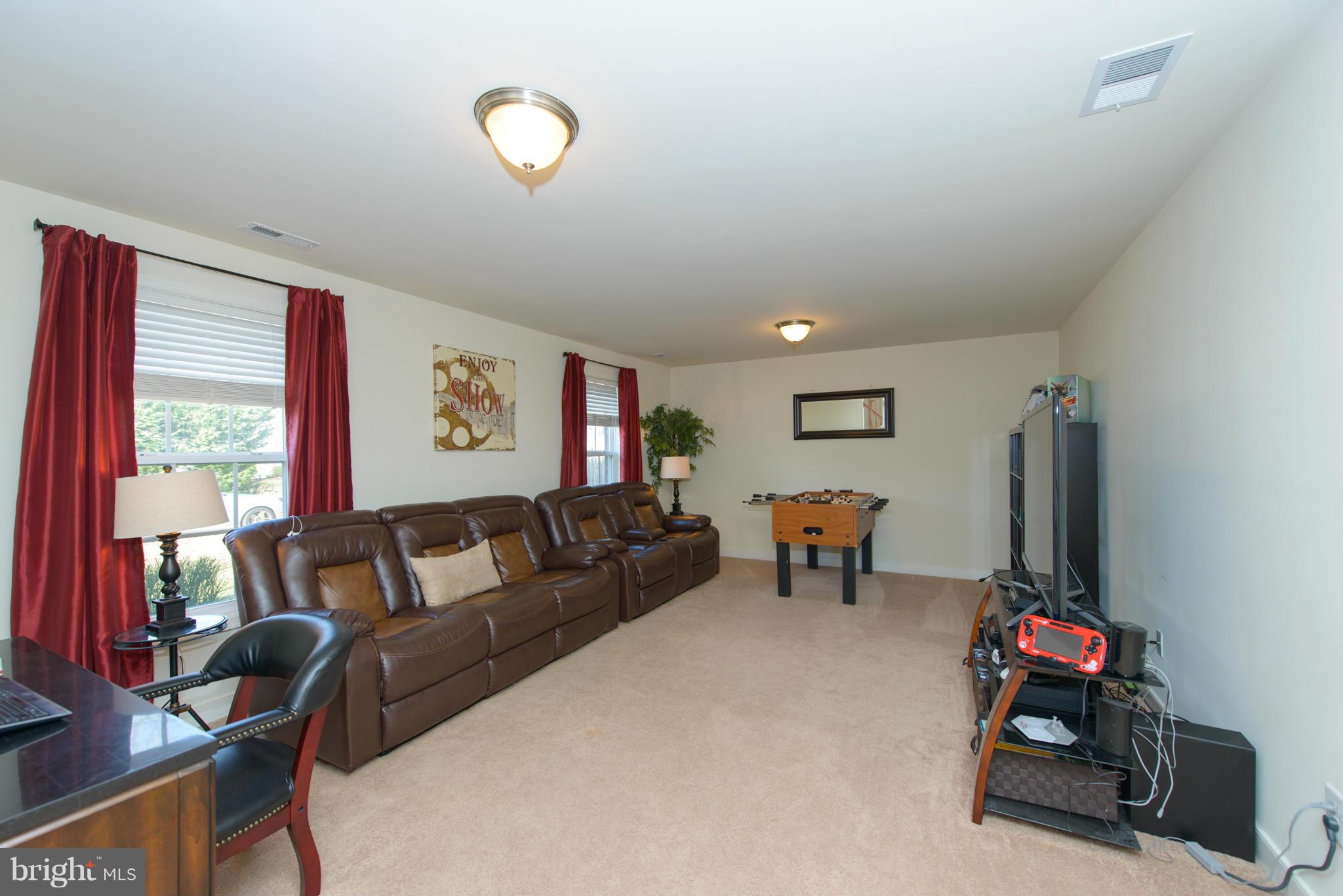 MAGOTHY PARK - Residential