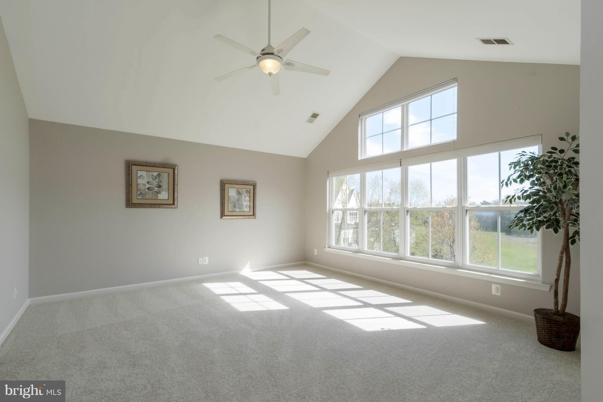 VINT HILL - Residential