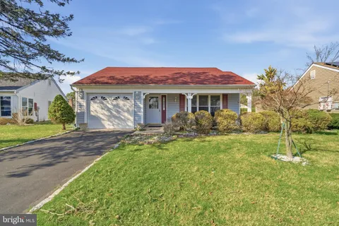 8 Marlow Avenue, Manchester Township, NJ MLS: NJOC2040752