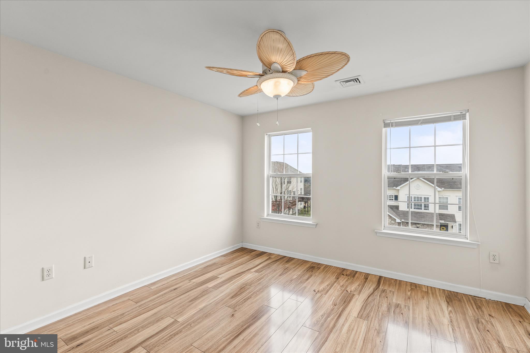 WOODCREST HILLS - Residential