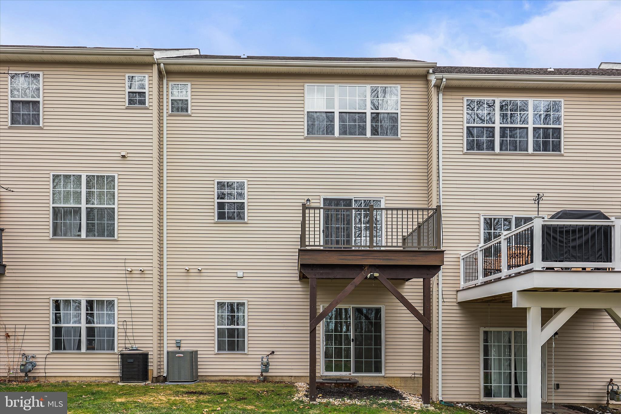 WOODCREST HILLS - Residential