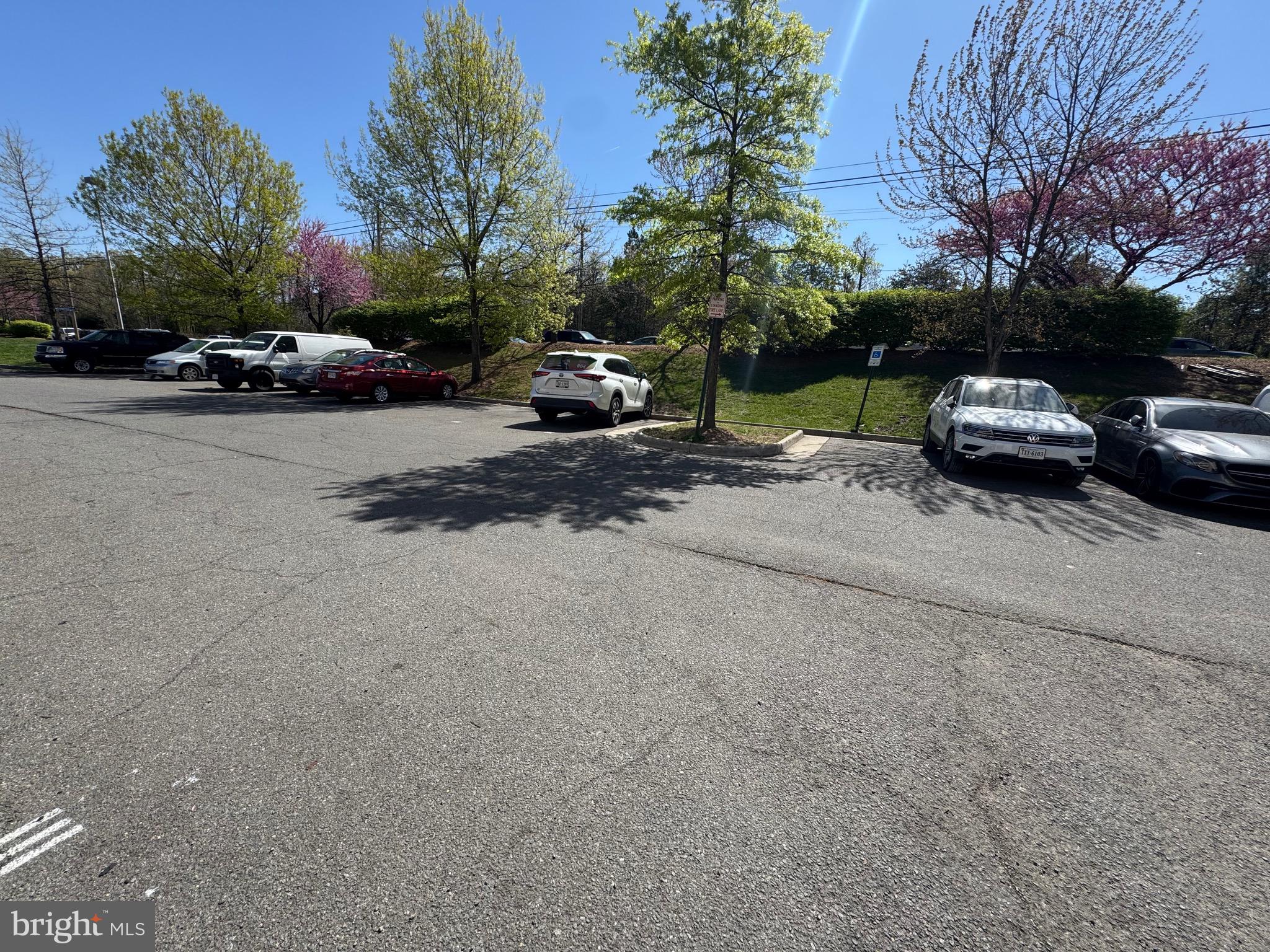 TRANSAMERICA BUSINESS PARK - Commercial Sale