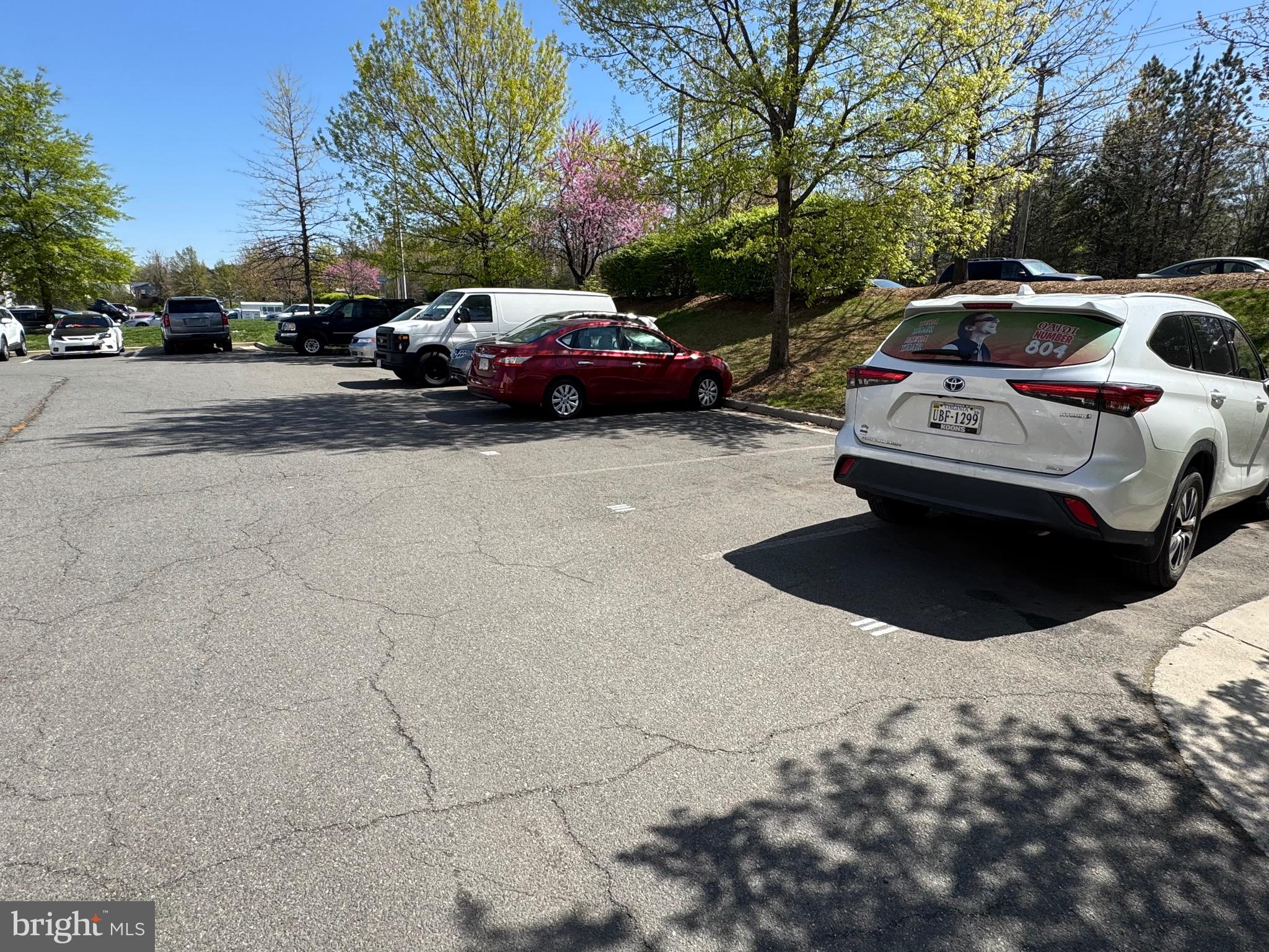 TRANSAMERICA BUSINESS PARK - Commercial Sale