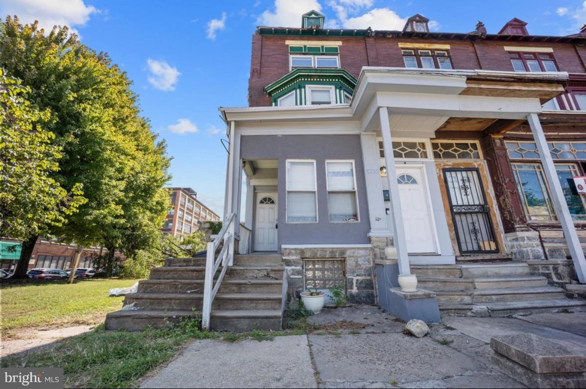 PARKSIDE - Residential Lease