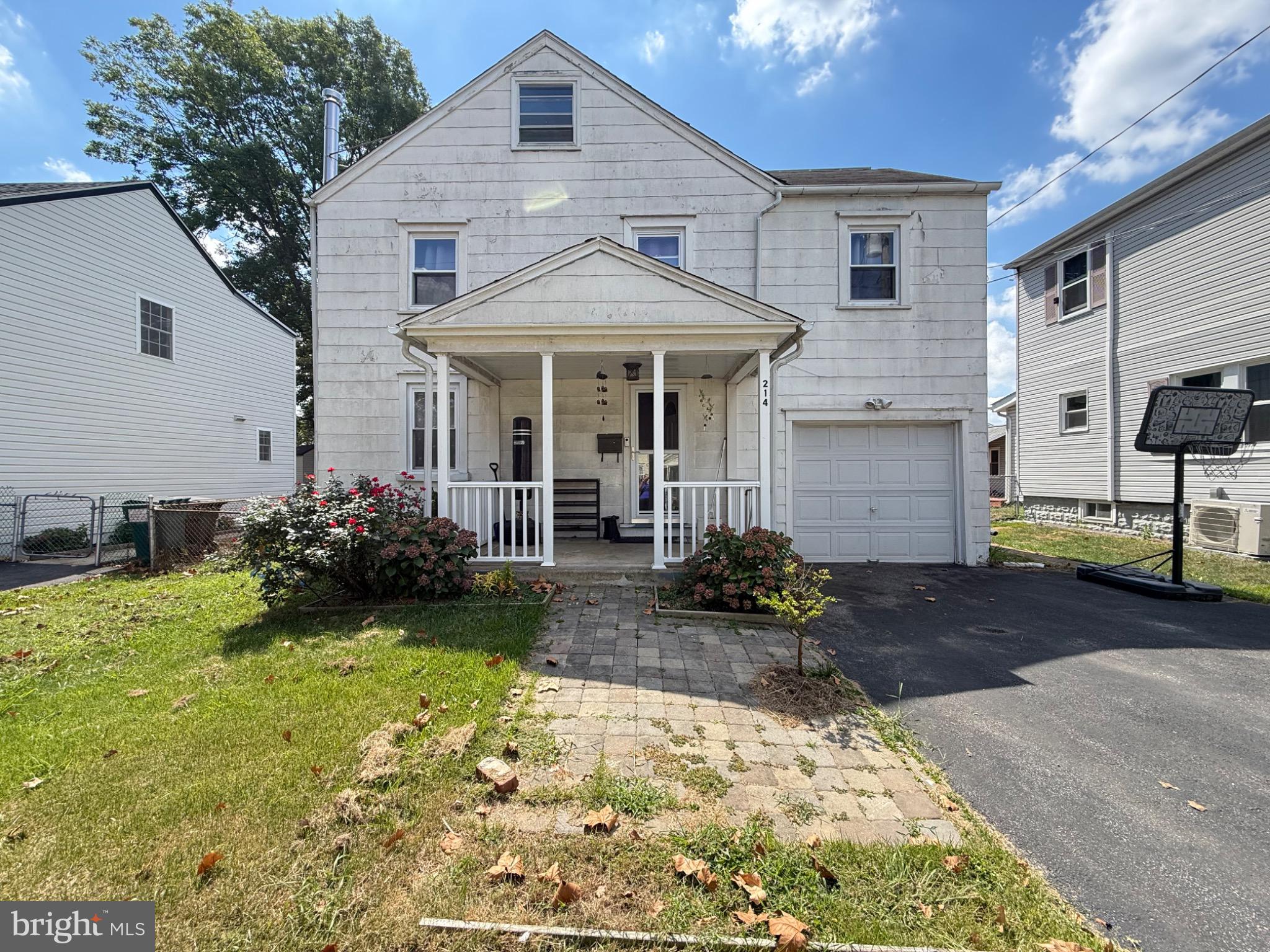 Charming single-family Colonial located in the award-winning Wallingford-Swarthmore School District. The main level features a cozy living room with a raised-hearth wood-burning stove, a formal dining room, and a functional kitchen. Upstairs, you'll find four spacious bedrooms and a full hall bathroom. The full basement offers a versatile recreation room, powder room, and a laundry/utility area. Additional highlights include a private driveway, one-car garage, and a generous backyard—perfect for outdoor enjoyment. Property is being sold in as-is condition.