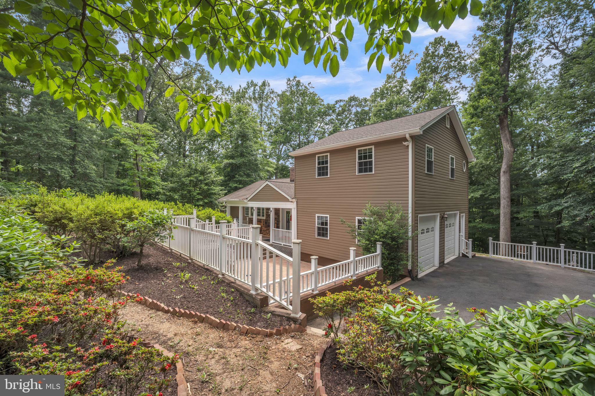 6600 RIDGEWAY DRIVE