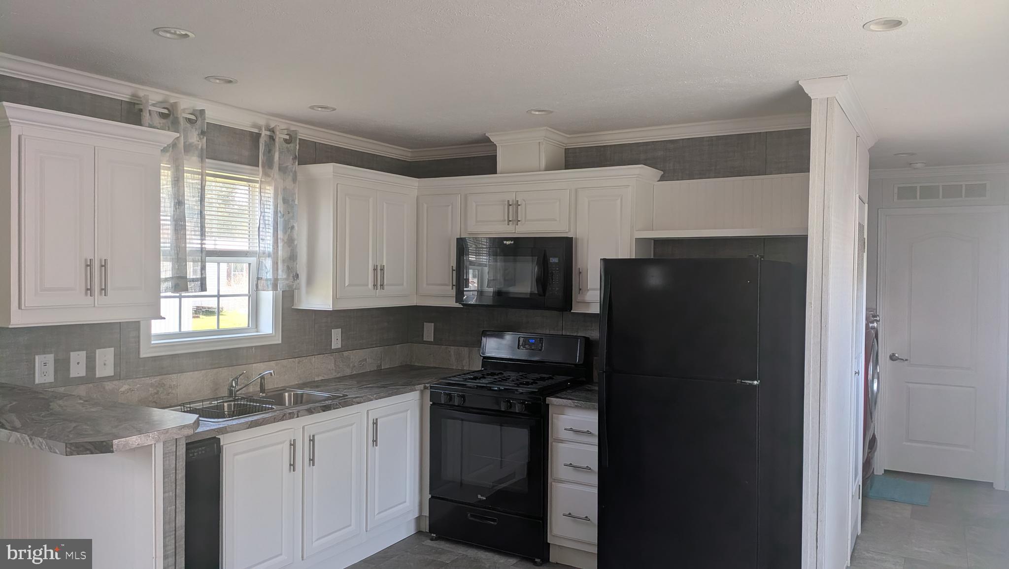 870 PINTAIL DRIVE