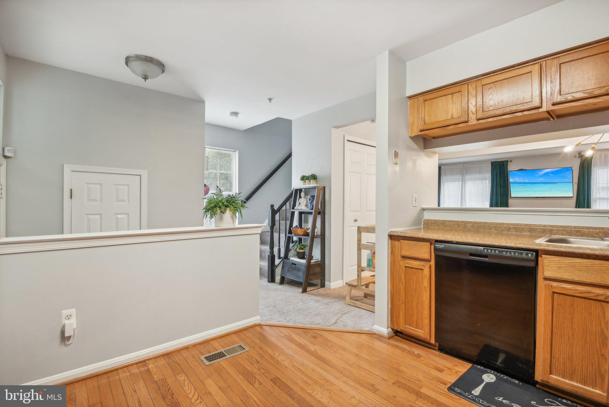 SOMERSET SUB - Residential