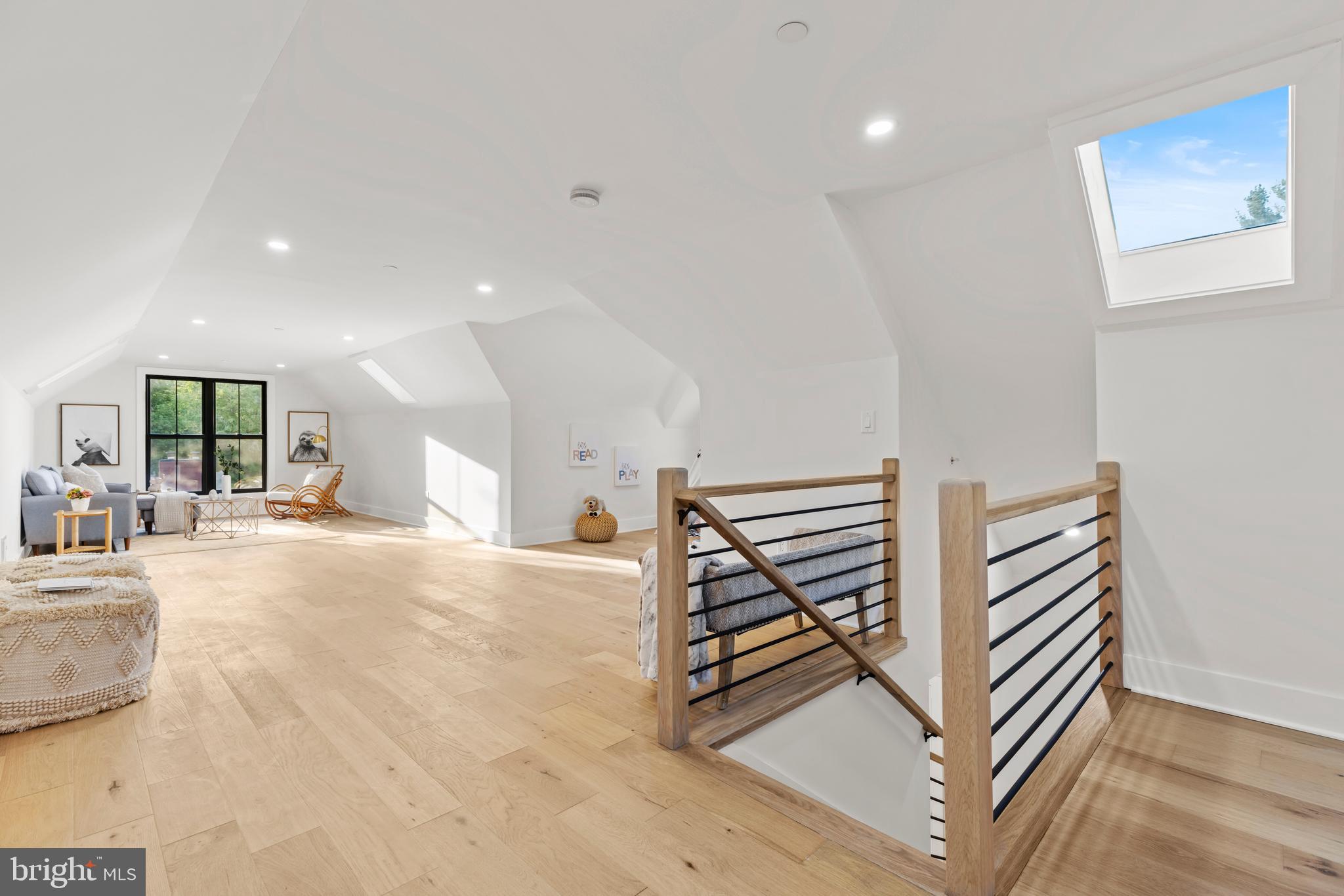 ROCK CREEK FOREST - Residential