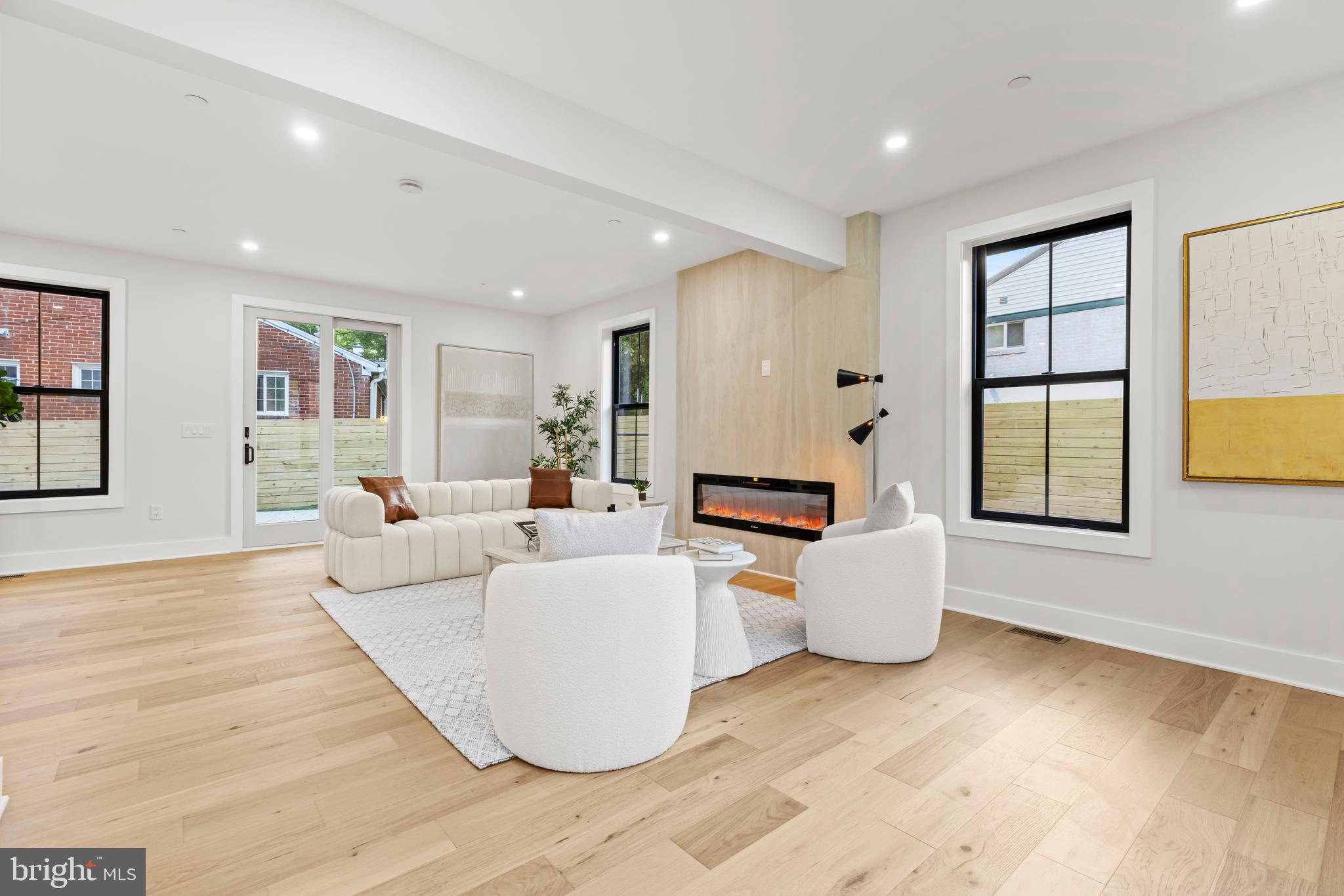 ROCK CREEK FOREST - Residential