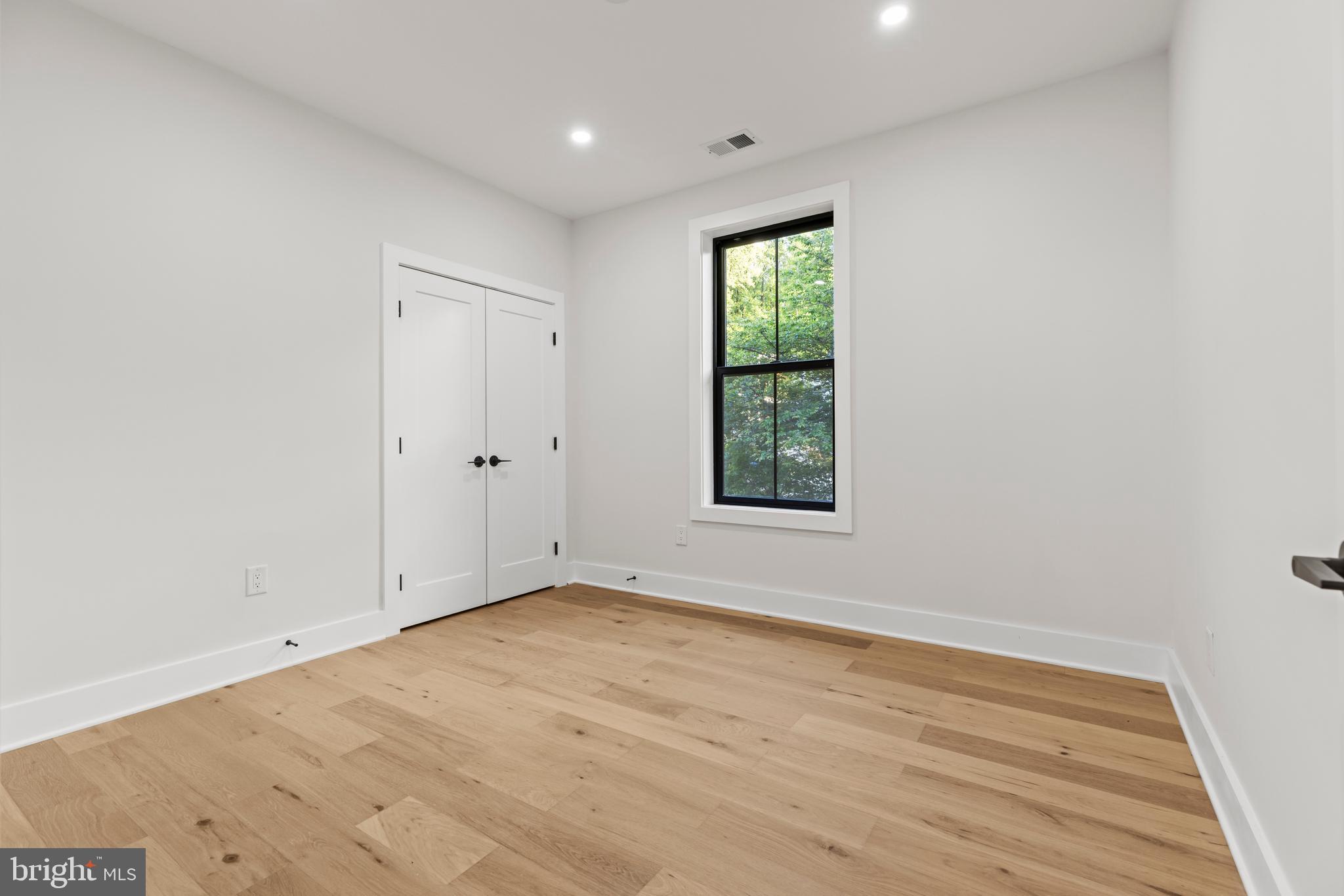 ROCK CREEK FOREST - Residential