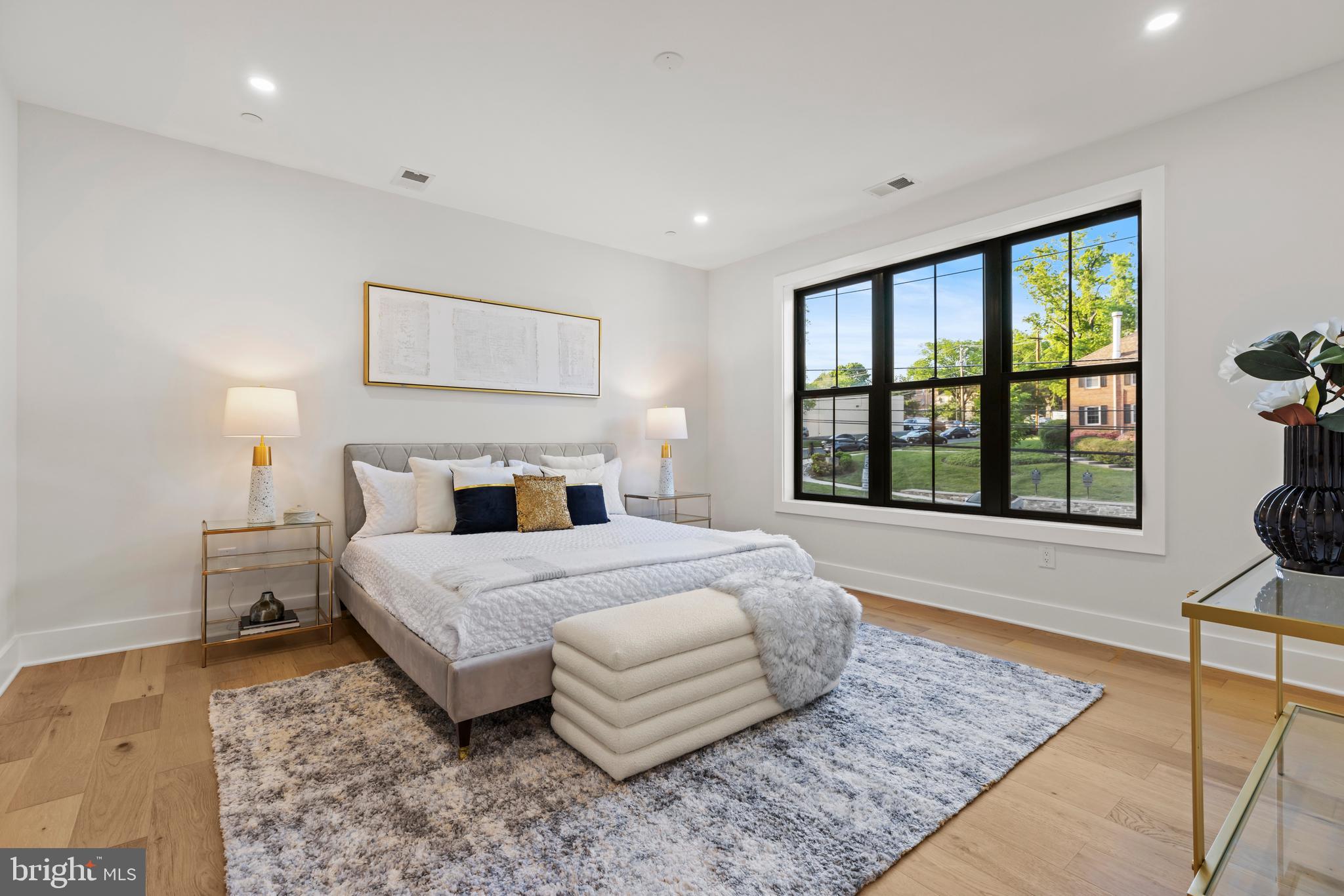 ROCK CREEK FOREST - Residential