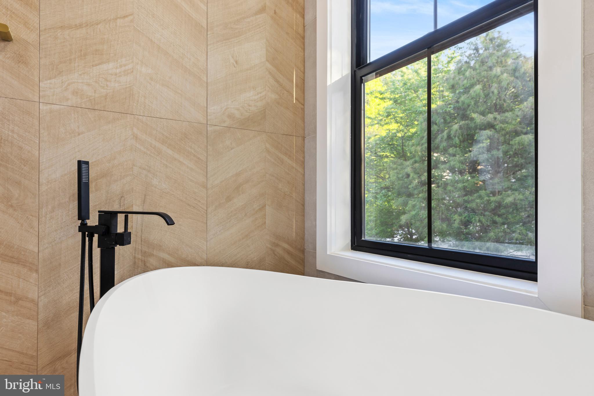 ROCK CREEK FOREST - Residential