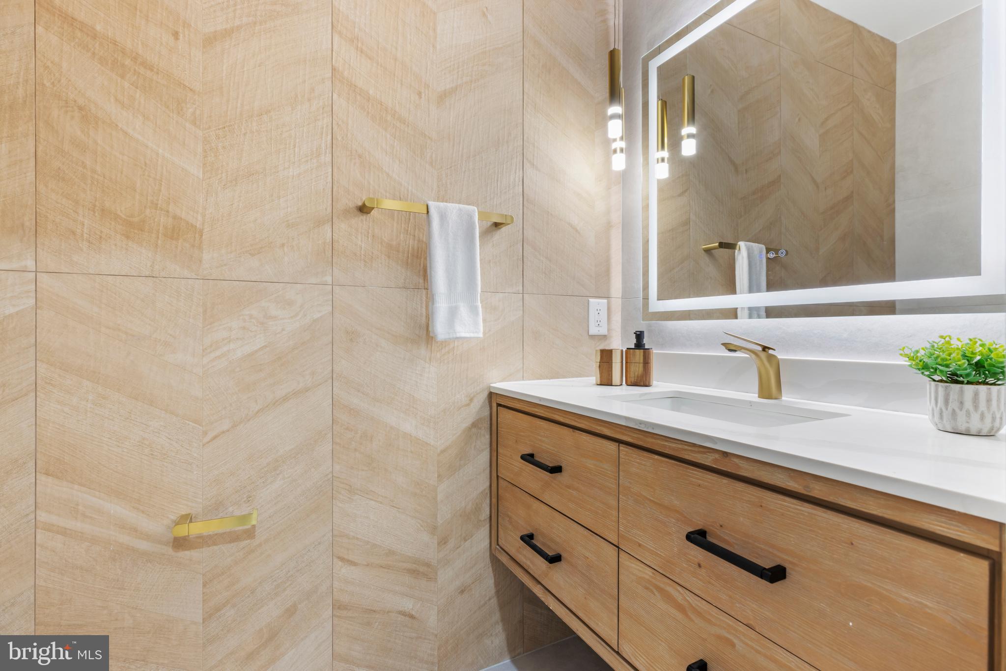 ROCK CREEK FOREST - Residential