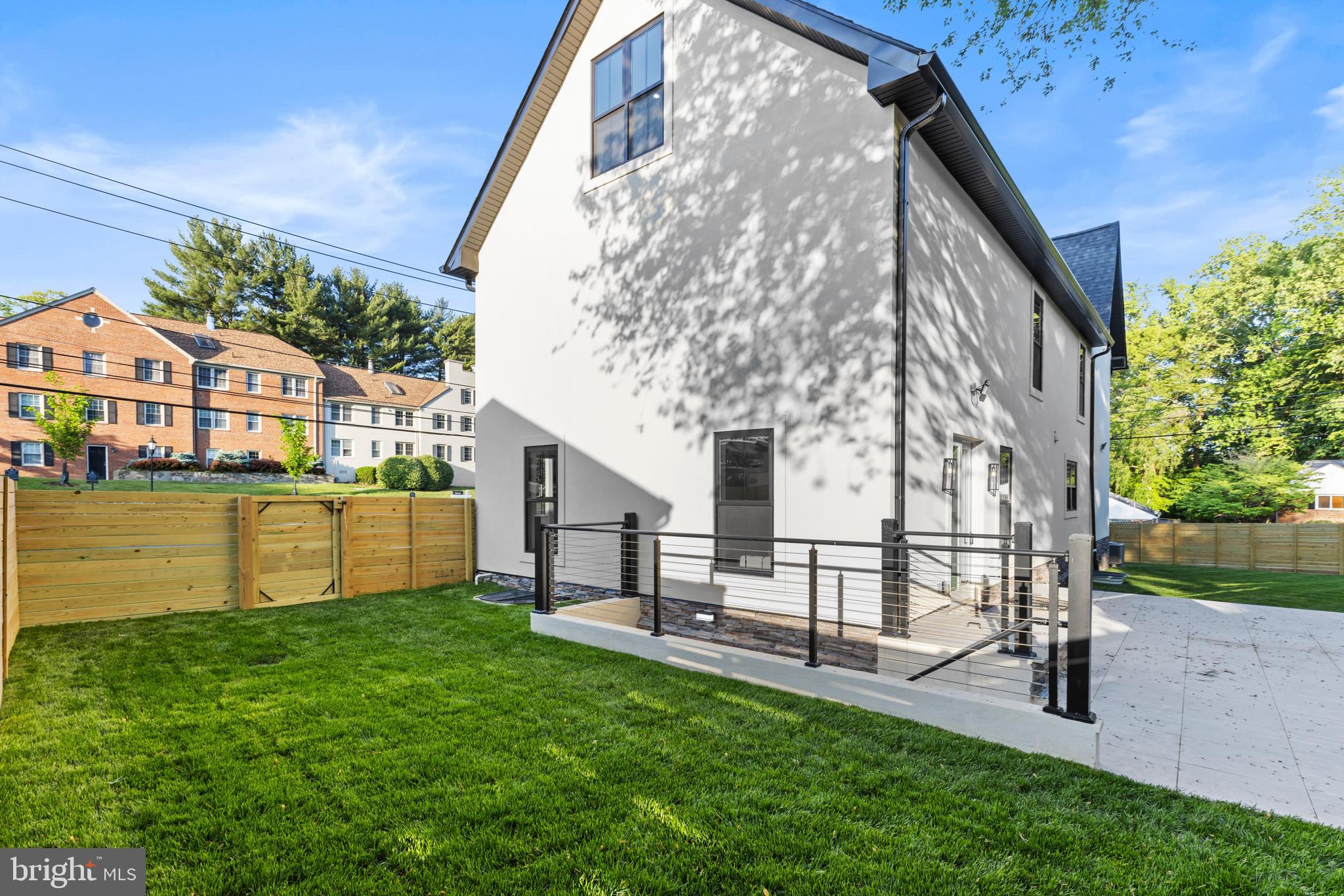 ROCK CREEK FOREST - Residential