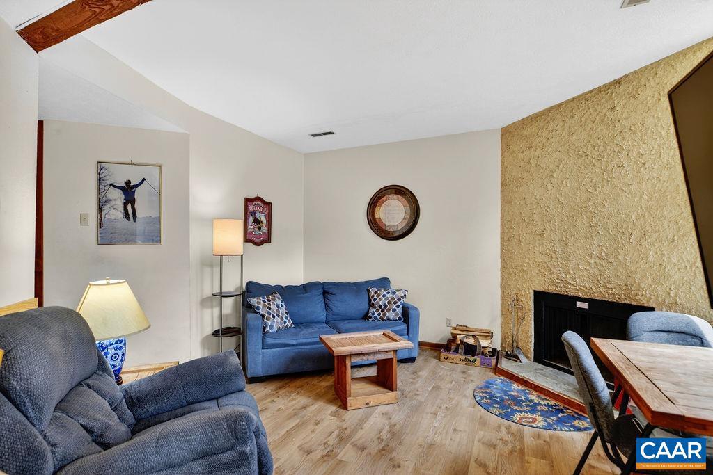 WINTERGREEN RESORT - Residential