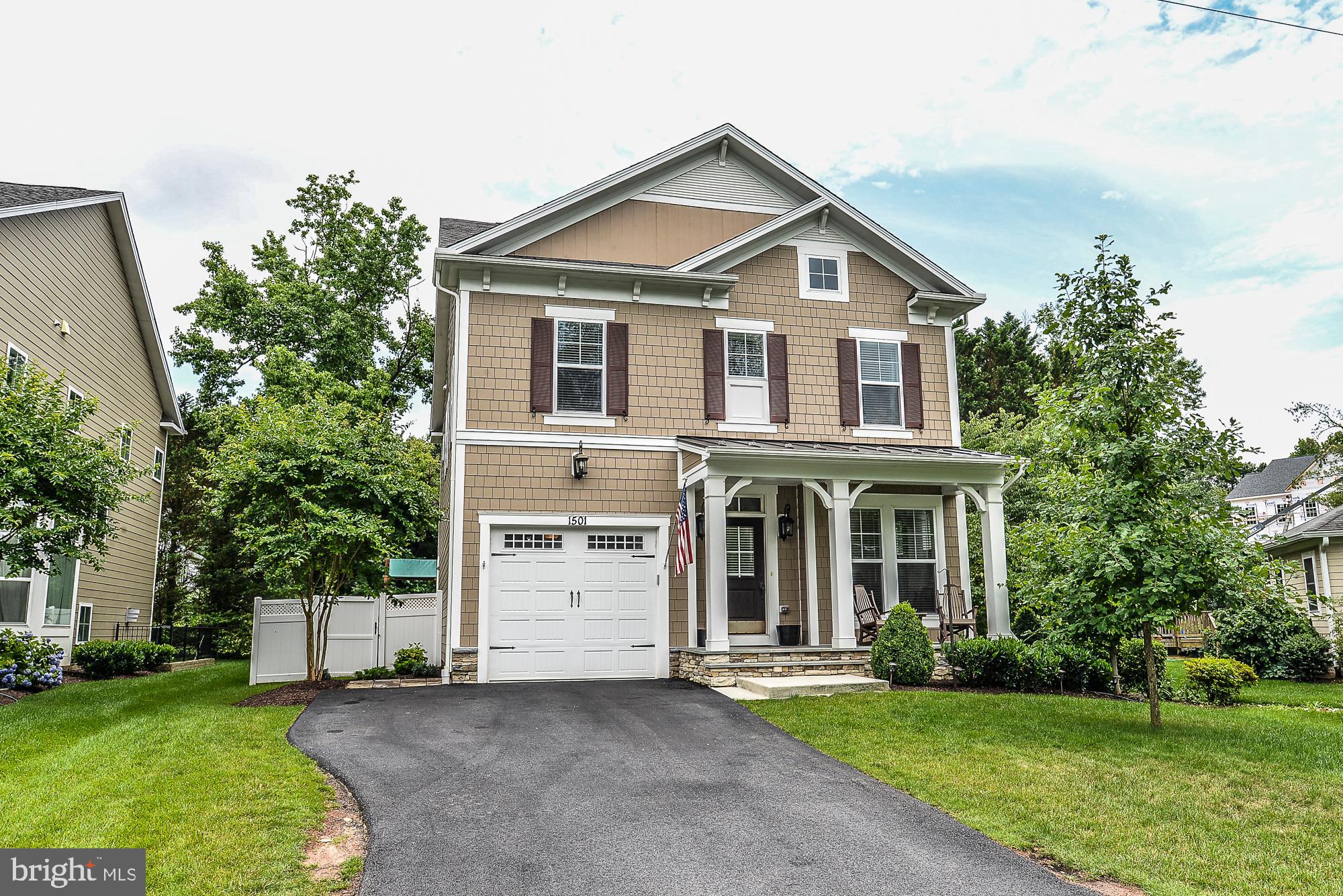 HOLLIN HALL VILLAGE - Residential Lease