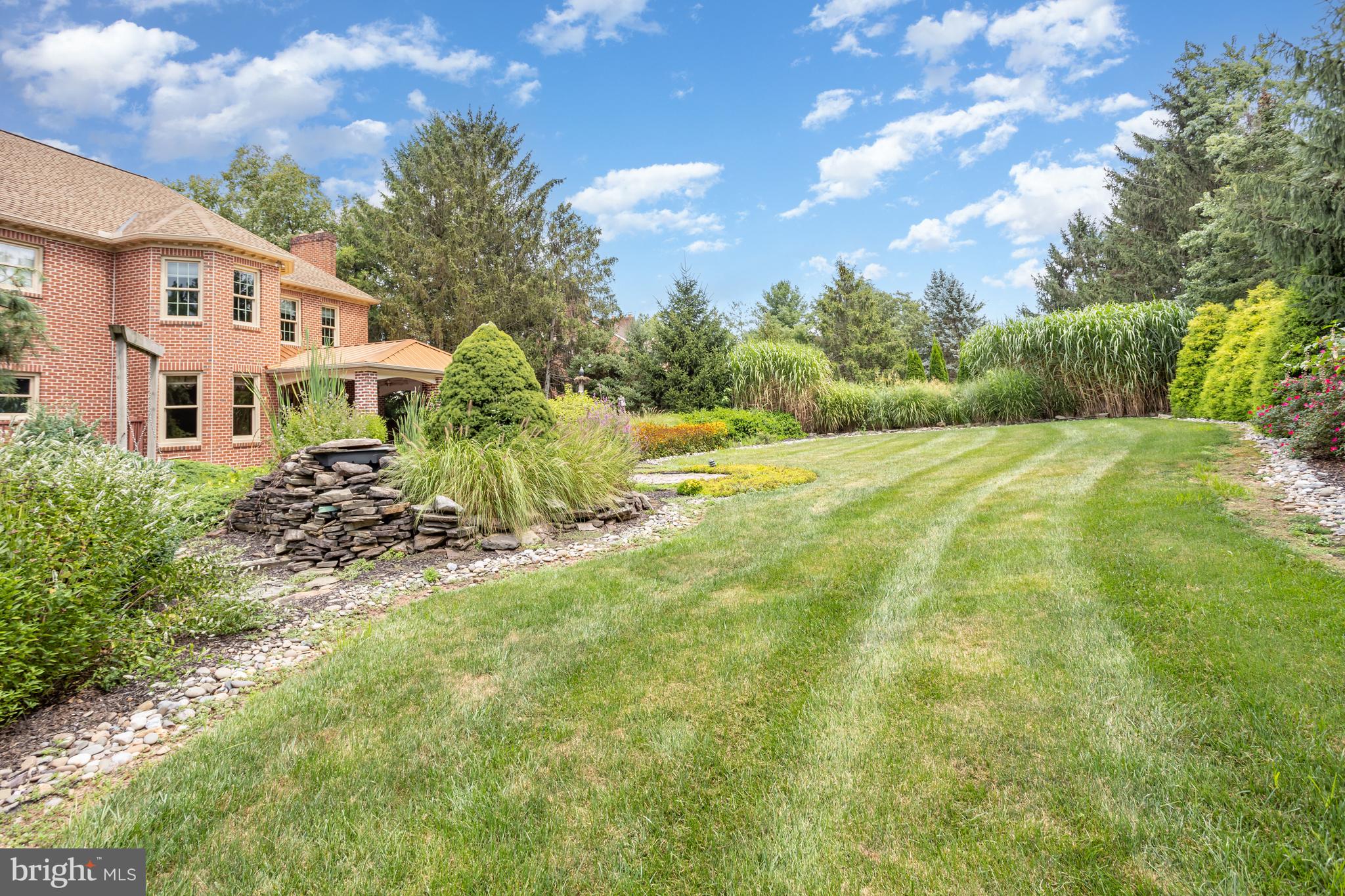 HEPPLEWHITE ESTATES - Residential